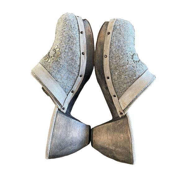 Calleen Cordero Gray Studded Wooden Heel Mule Clog Size 7 - Picture 8 of 10
